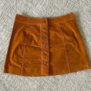 Madewell mini-skirt with buttons